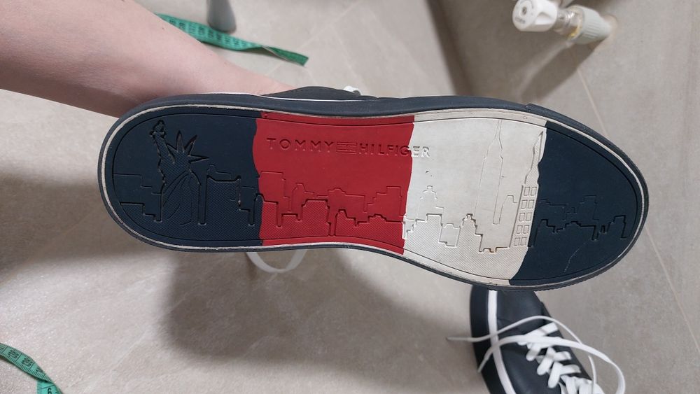 Кеди Tommy Hilfiger 28,5 см