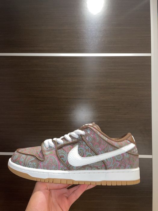 Nike dunk sb low pasley