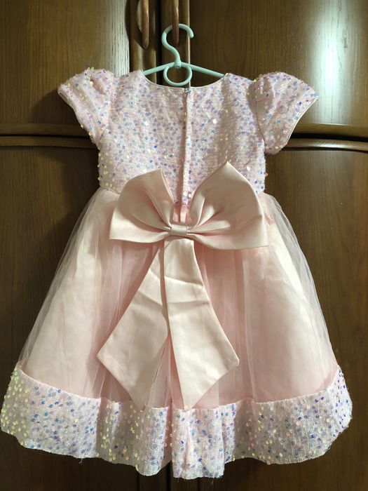 Сукня для дівчинки