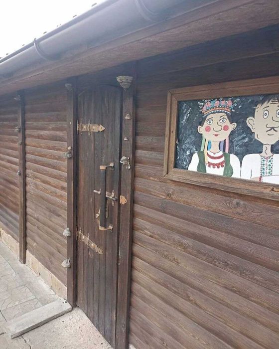 Продам 2 поверховий будинок біля лісу 4374
