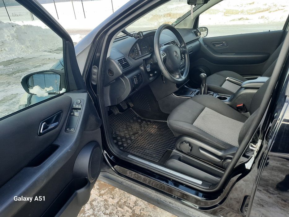 Mercedes A-klasa   2008 rok, Opony zimowe, super stan