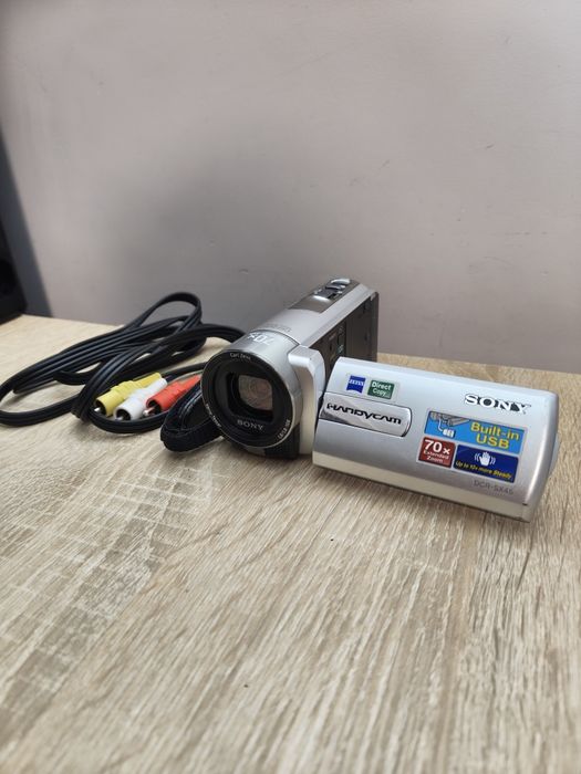 Sony DCR SX 45 відеокамера zoom 70x