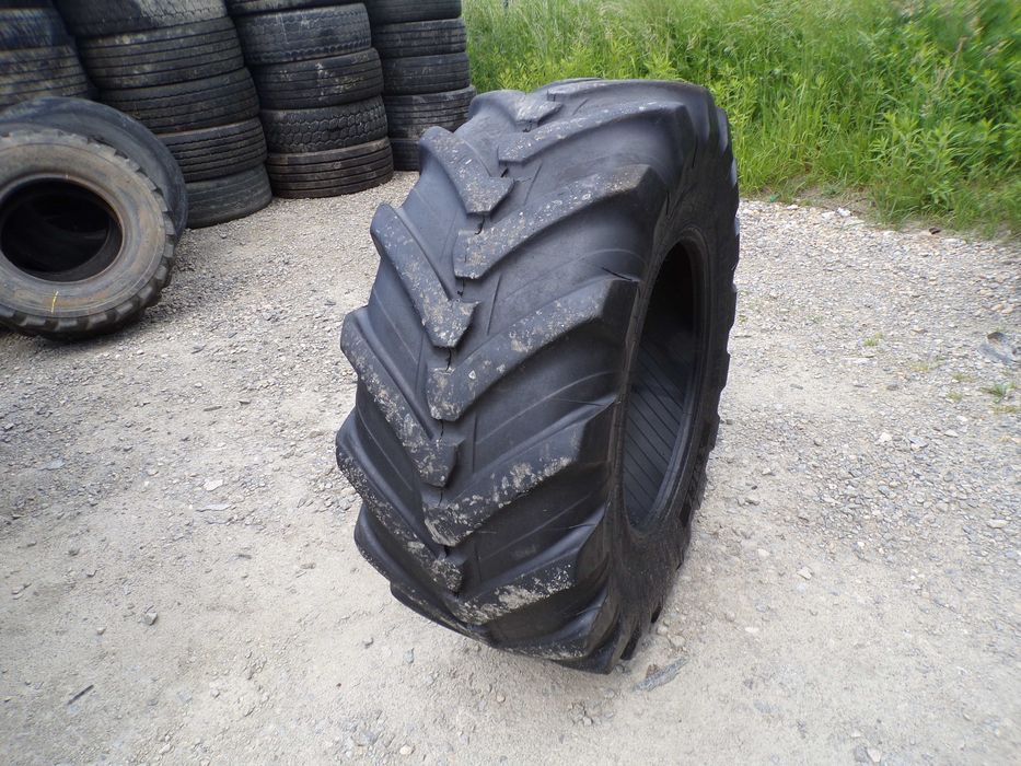 Opona 460/70R28 17.5R28 MICHELIN XMCL (1000 netto)