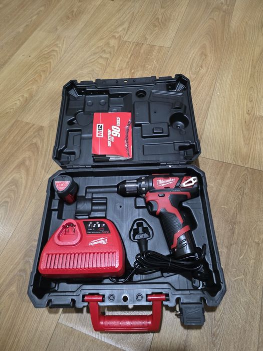 Aparafusadeira Milwaukee M12