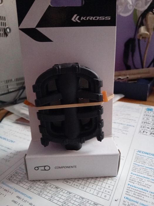 Nowe pedały do roweru dziecięcego