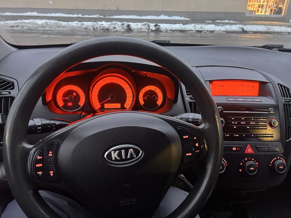 KIA CEE’D 2009 1.6