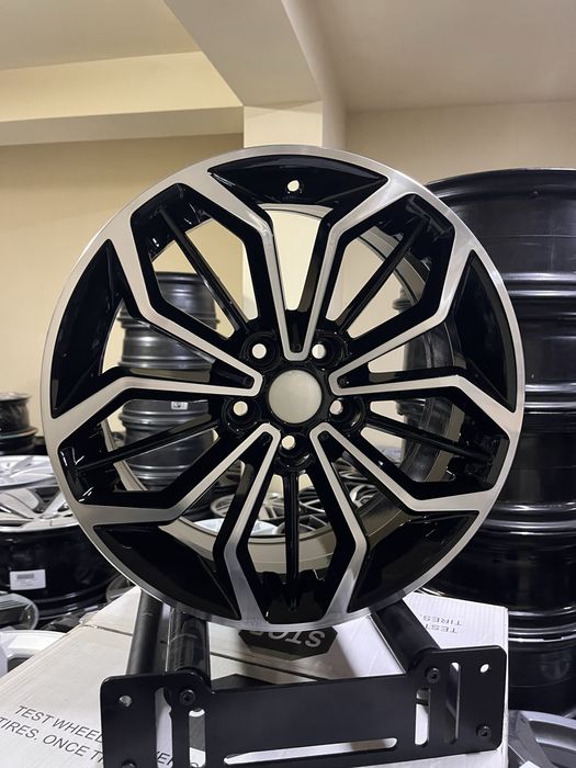 Jantes 17” 5x108 Novas Ford Focus evoque XF ST volvo v50 v40 xc40