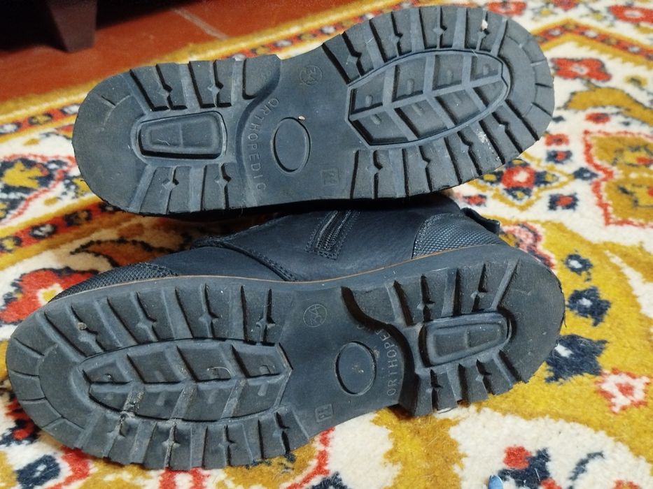 Ботінки для дівчинки