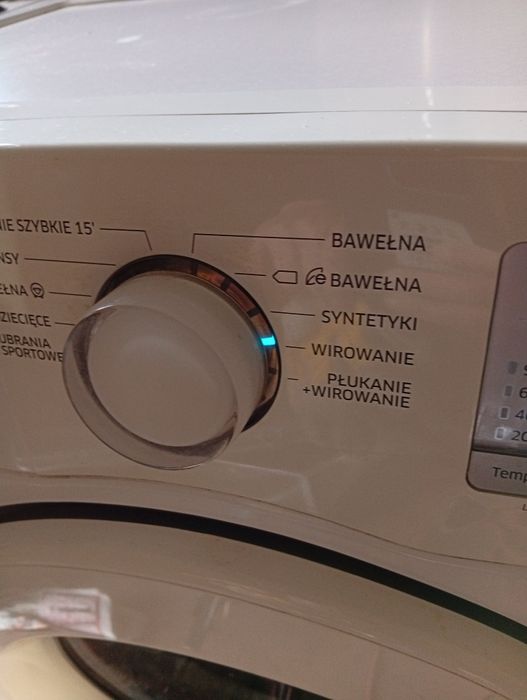 Pralka Samsung wiruje ale