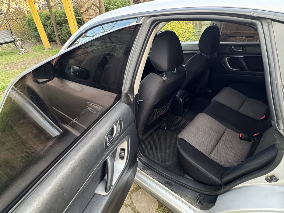 Subaru legacy 2.0 бензин автомат
