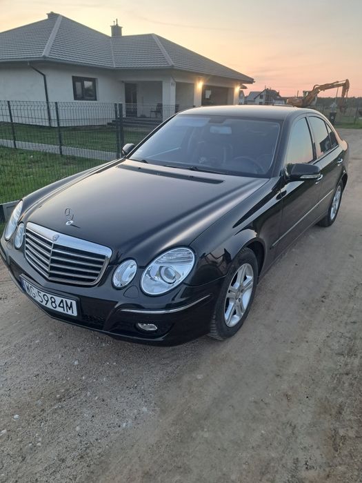Mercedes E-klasa w211 LIFT 2007r Avantgarde 2.2 CDI automat bez rdzy!!