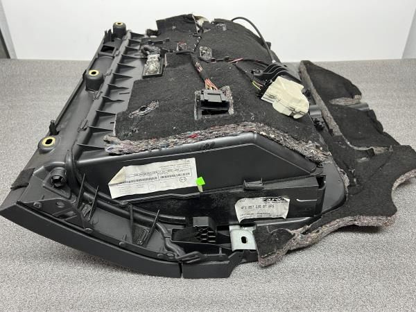 Porta luvas AUDI A6 Avant (4F5, C6)