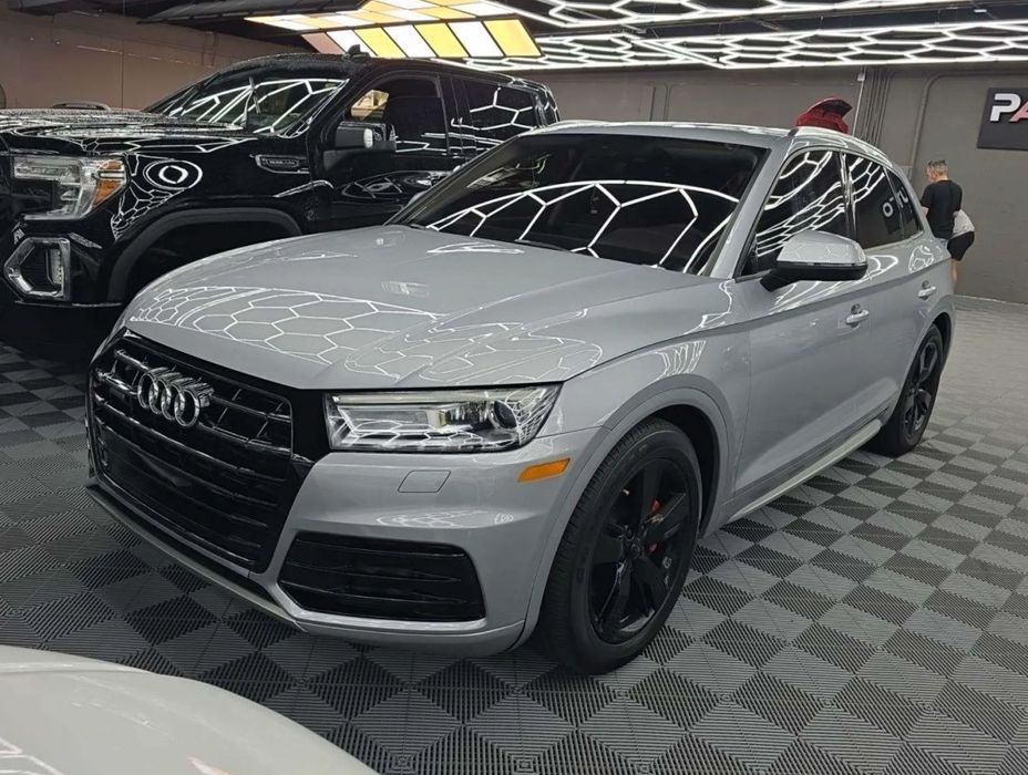 Audi Q5 2018 Audi Q5 Premium Plus