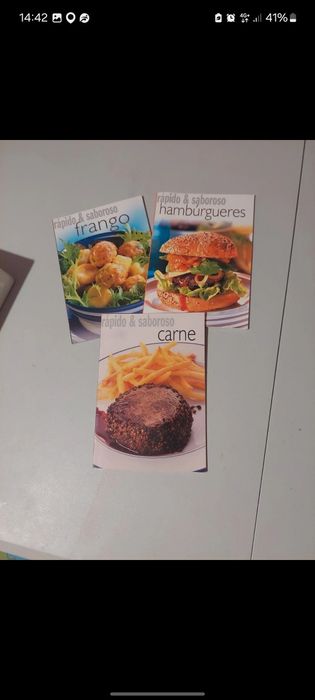 Livros de culinária de carne, peixe e sobremesa