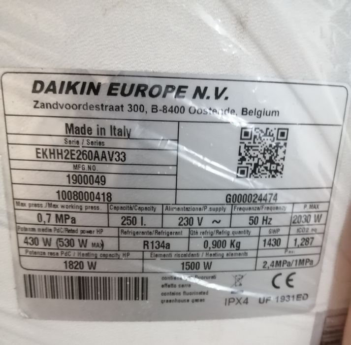 Vendo protecções para bomba de calor Daikin