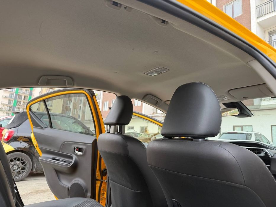 Toyota Aqua 2018 Crossover