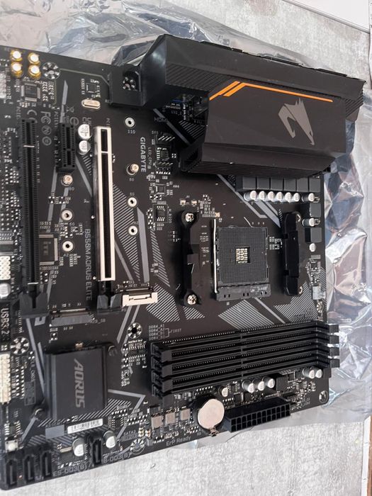 B550M AORUS ELITE [Rev.1.0] 　中古 B550 AORUS ELITE (Rev. 1.0) - Kluczowe cechy | Płyty główne