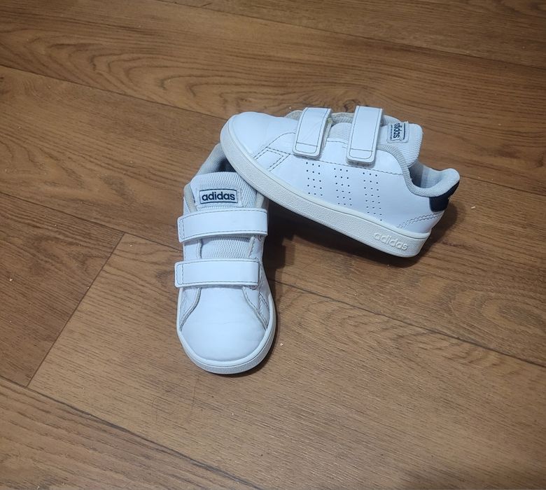 кросівки adidas 24 - Дитячий світ - OLX.ua