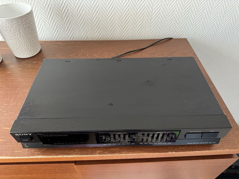 Equalizer Sony SEQ-300