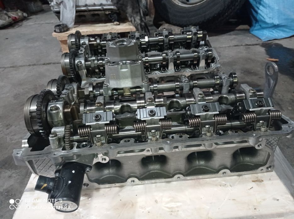 Głowica silnika lewa 4.4 V8 N63B44C BMW