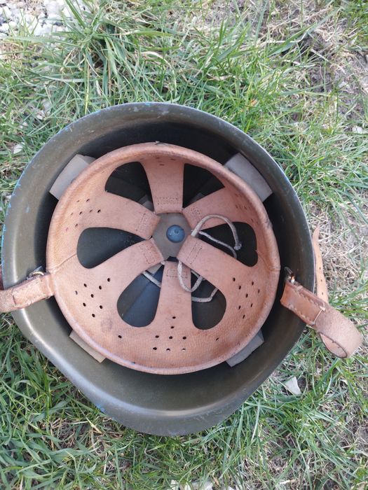 Hełm Adrian 1975 ORYGINAŁ – kompletny, skóra, retro