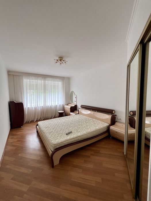 Продаж 3-ох кім.кв.вул.Коломийська