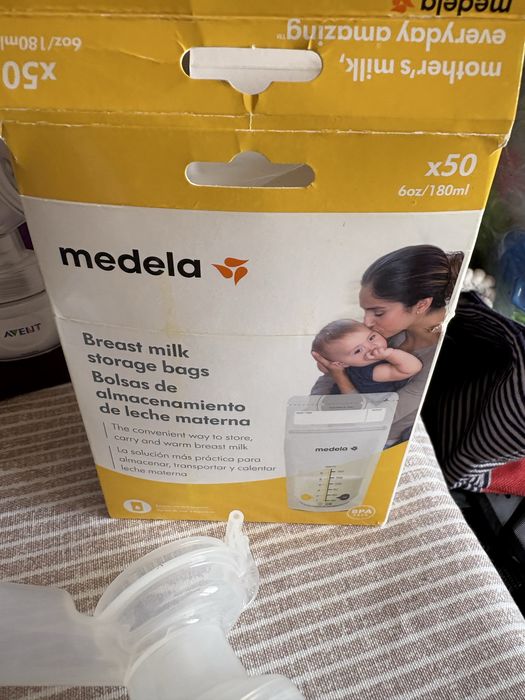 Bomba Leite Elétrica Philips Avent Easy Comfort – Completa + sacos