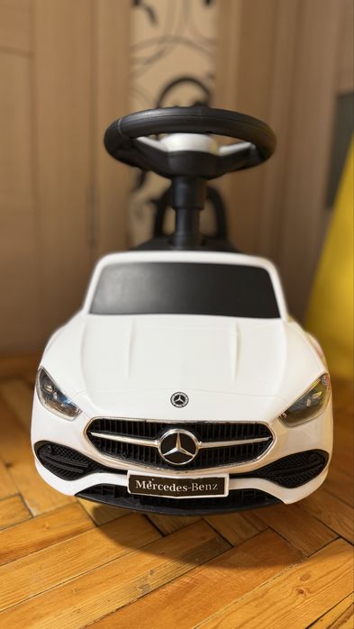 Детская машинка-каталка Mercedes-Benz