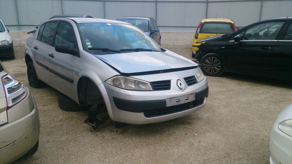Renault Megane 1.5 classic 4 portas para peças.