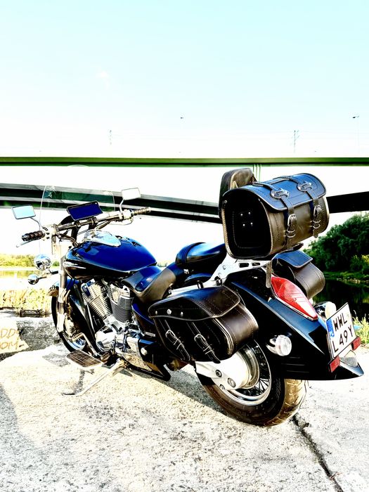 Honda Vtx 1800 cruiser gotowy do jazdy.
