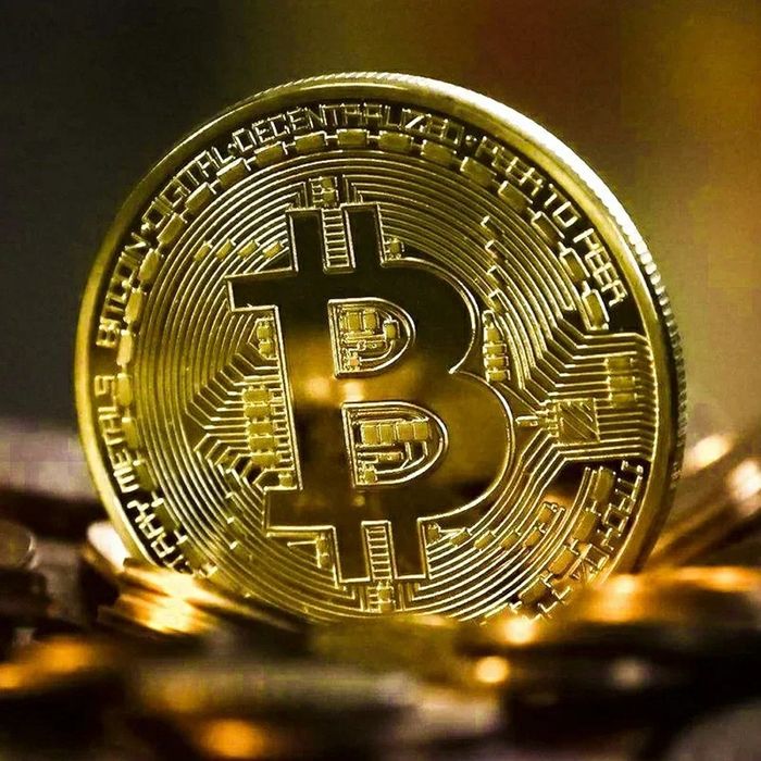 Bitcoin Dourada Réplica Moeda
