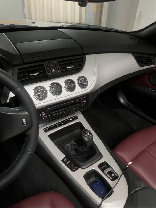 BMW Z4 de garagem como novo