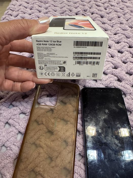 Телефон Redmi Note 12