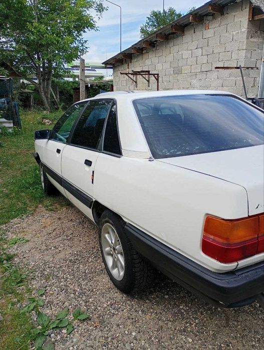 Ауді 100 С3 1988 р.в. 1.8 бензин