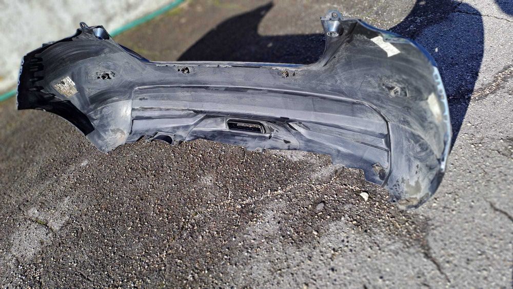 Pára Choques Traseiro Nissan Micra 2018 Cor KY5 (Techno Grey Metallic)