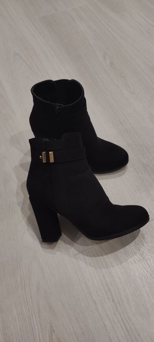 Черевички жіночі на каблучку, замшеві, 36р.