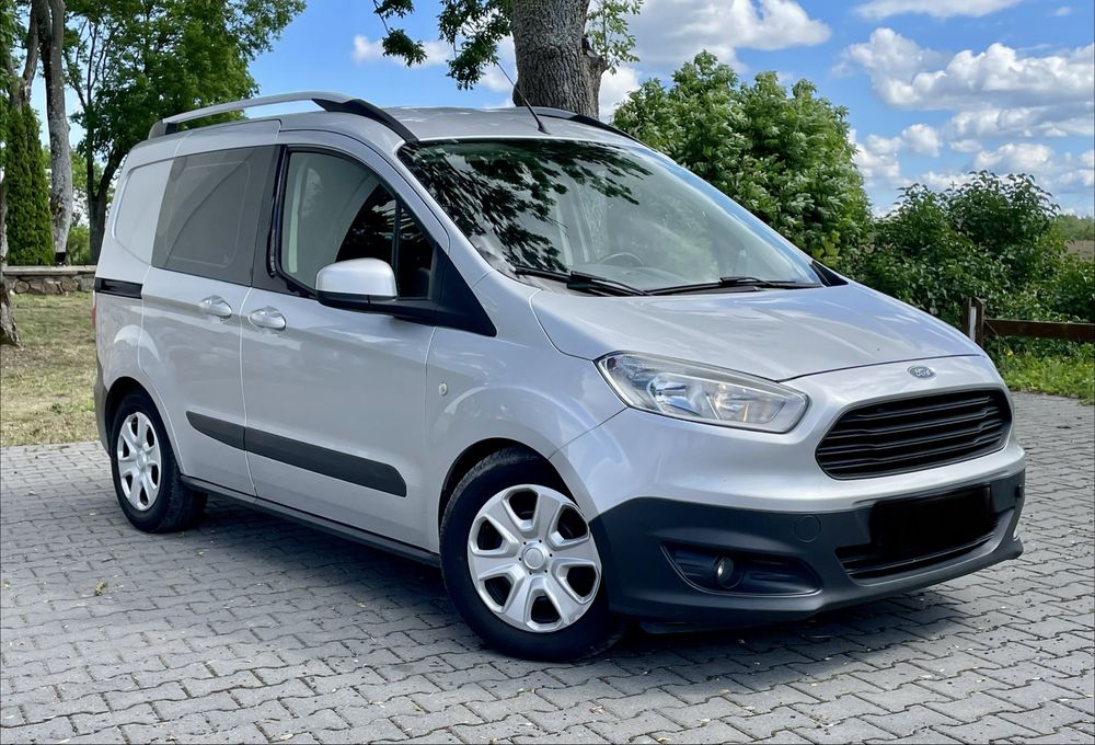 Ford Transit Courier 2014 Rok