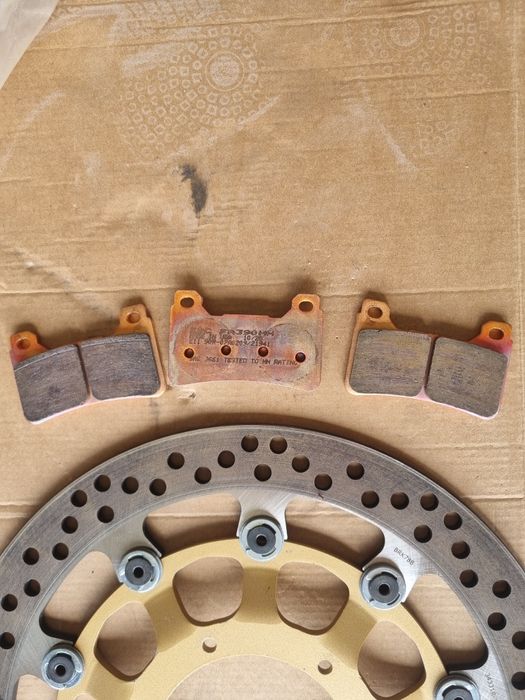 Discos (novos) NG 310x94x5 + pastilhas (CBR)