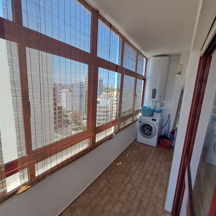 Praia da Rocha - T2 com garagem.