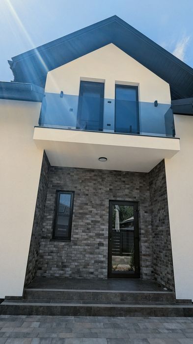Продаю елітний будинок з добротним ремонтом та меблями