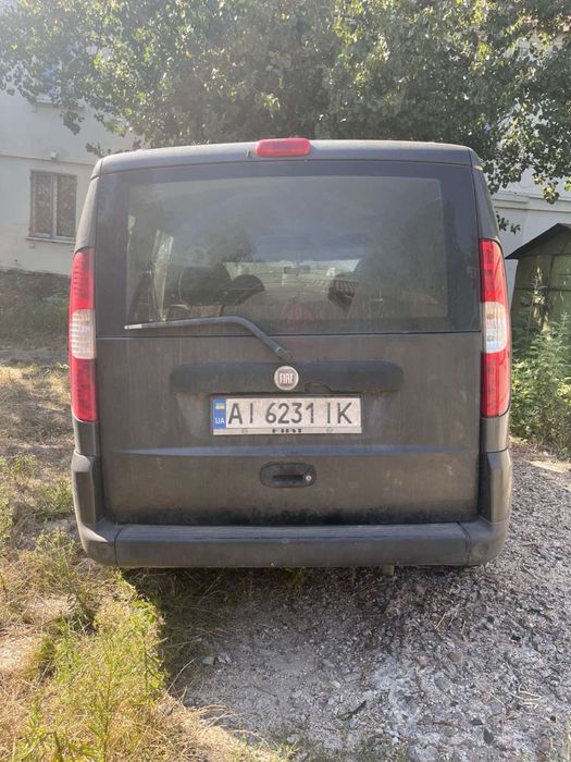 Автомобиль Fiat Doblo