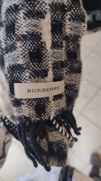 Szalik Burberry orginalny