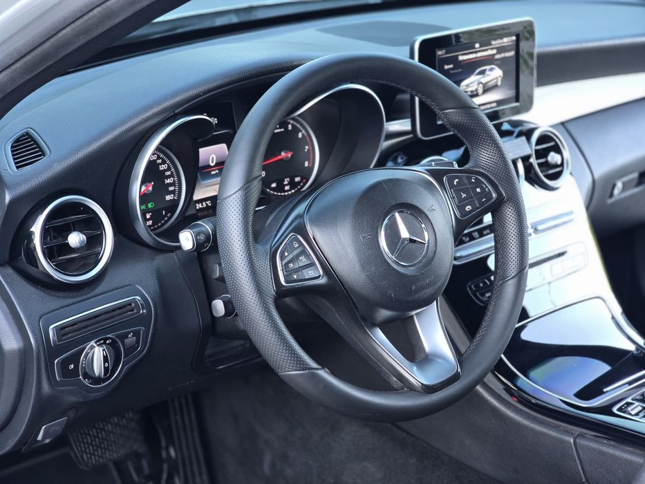 Продам свой Mercedes Benz C300 2л ( ПОЛНЫЙ ПРИВОД )