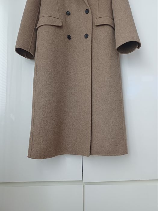Massimo Dutti wełniany płaszcz brązowy taupe wełna długi midi wiosenny