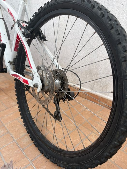 Bicicleta aro 27