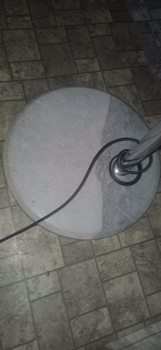 Lampa wolnostojąca