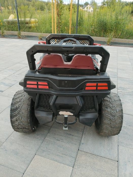 Samochód jeep quad, nowy akumulator!