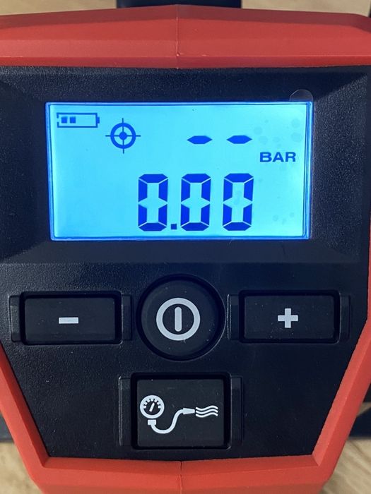 Аккумуляторный компрессор Milwaukee M12 2475-20 (цена за каркас)