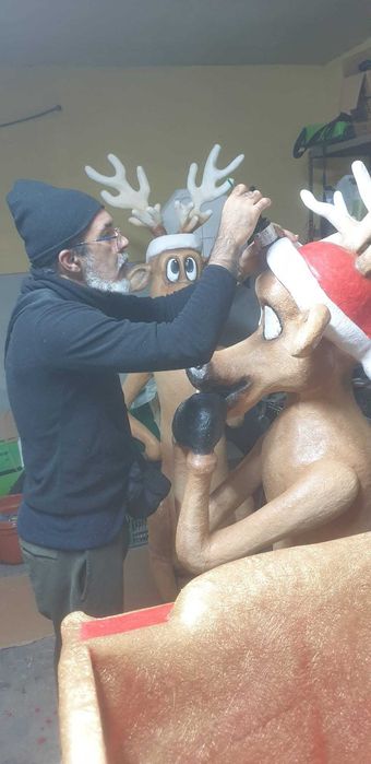 Cenário de Natal Grande Escala Exterior - Trenó e Renas Artesanais em Fibra de Vidro