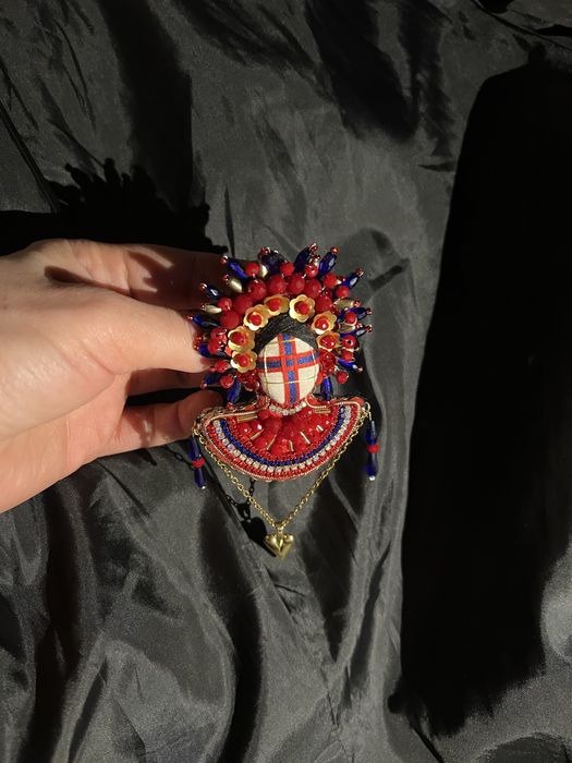 Брошка-Мотанка ручної роботи